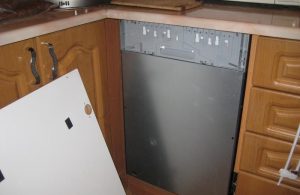 Установка фасада на посудомоечную машину в Невинномысске